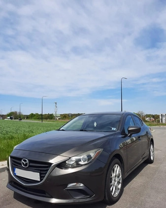 Mazda 3 cena 42500 przebieg: 149325, rok produkcji 2013 z Warszawa małe 742